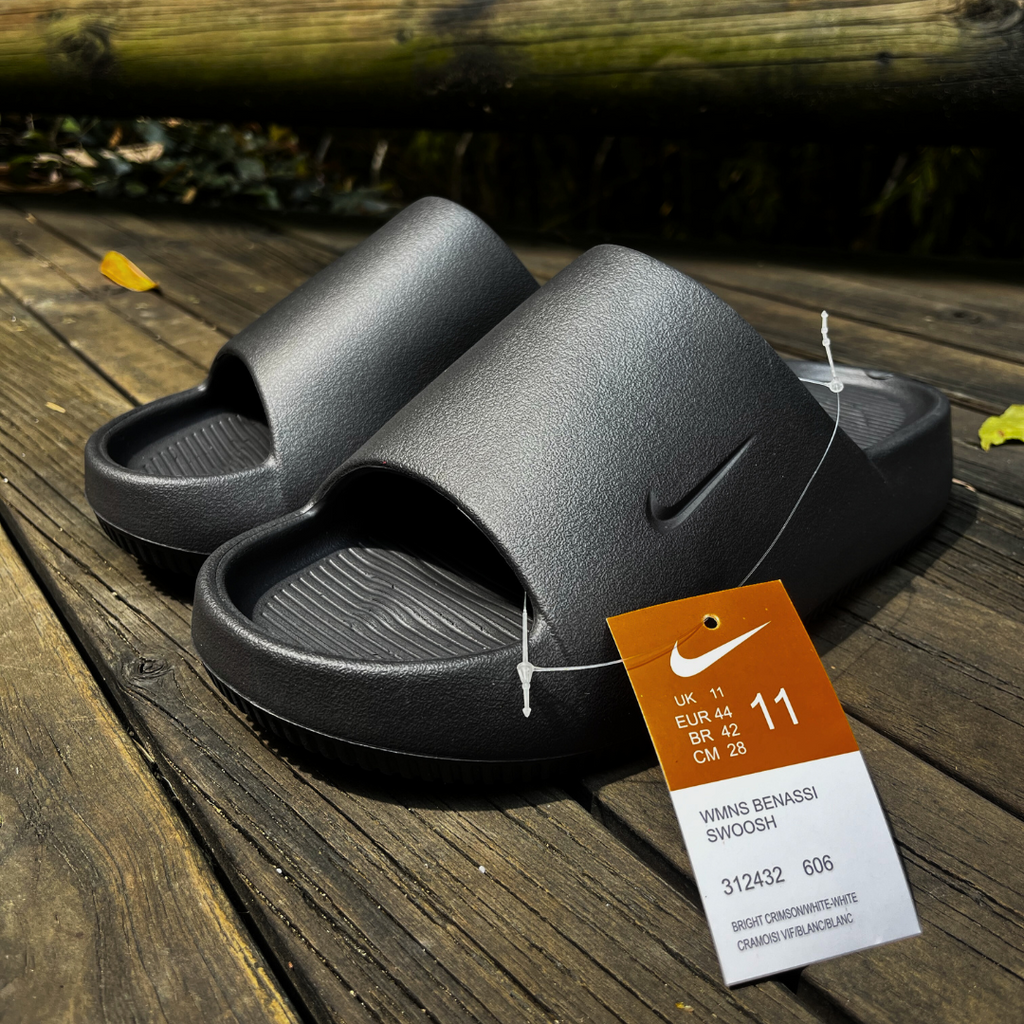 NIKE CALM PREMIUM QUALITY