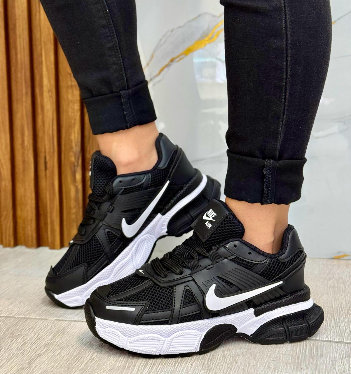 Nike Air V2X
